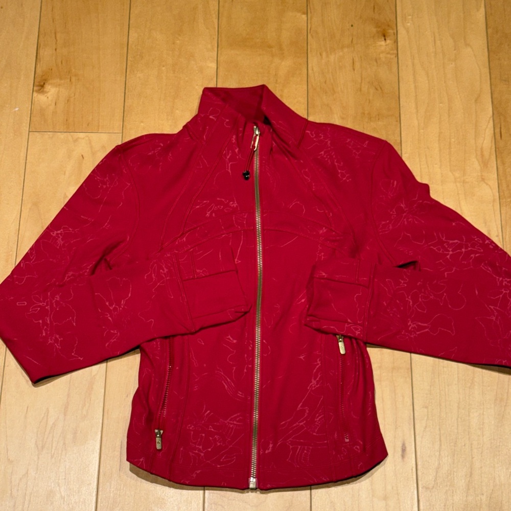 Cropped Define Jacket (Year of Snake Emboss)